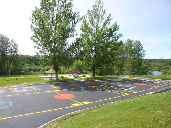 Parc école situé derrière l’école St-Louis-de-Gonzague